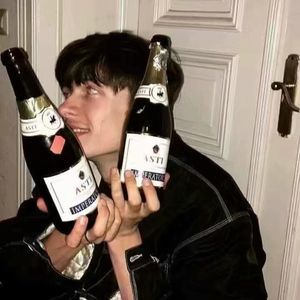 Meet your Posher, Anthony